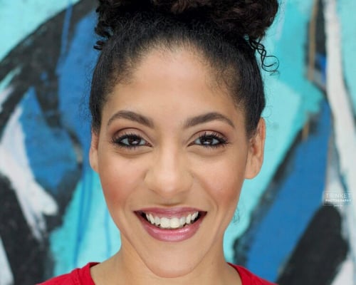 Chi Johnson Headshot